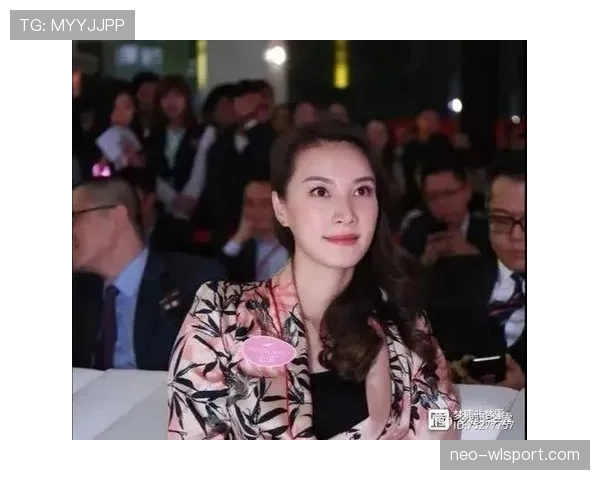 谢杏芳居然说普通炒菜太奢侈了?我还以为她家厨房就是五星级餐厅现场呢 谢杏芳居然说普通炒菜太奢侈了?我还以为她家厨房就是五星级餐厅现场呢